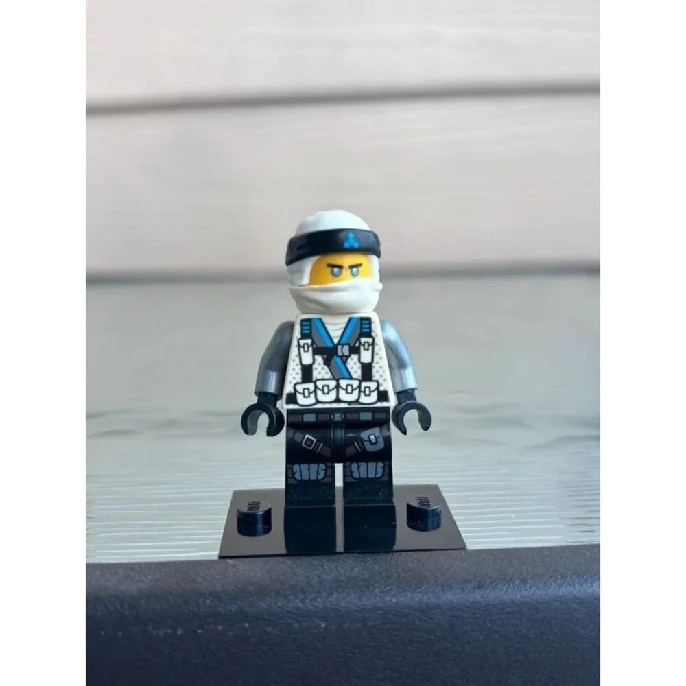 Lego Ninjago Dragon Master Zane Minifig